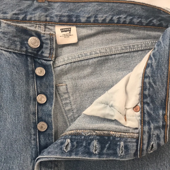 Levi Strauss Blue 501 Original Denim Jeans - Picture 7 of 9